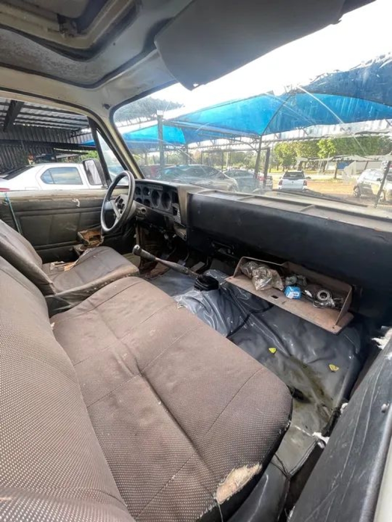 GM - Chevrolet D-20 S / Luxe 3.9/4.0 Diesel