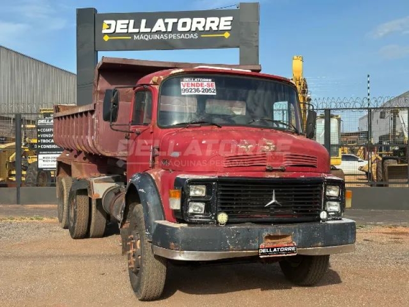 MERCEDES-BENZ L-1113 3-Eixos 2p (diesel)