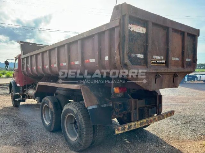 MERCEDES-BENZ L-1113 3-Eixos 2p (diesel)