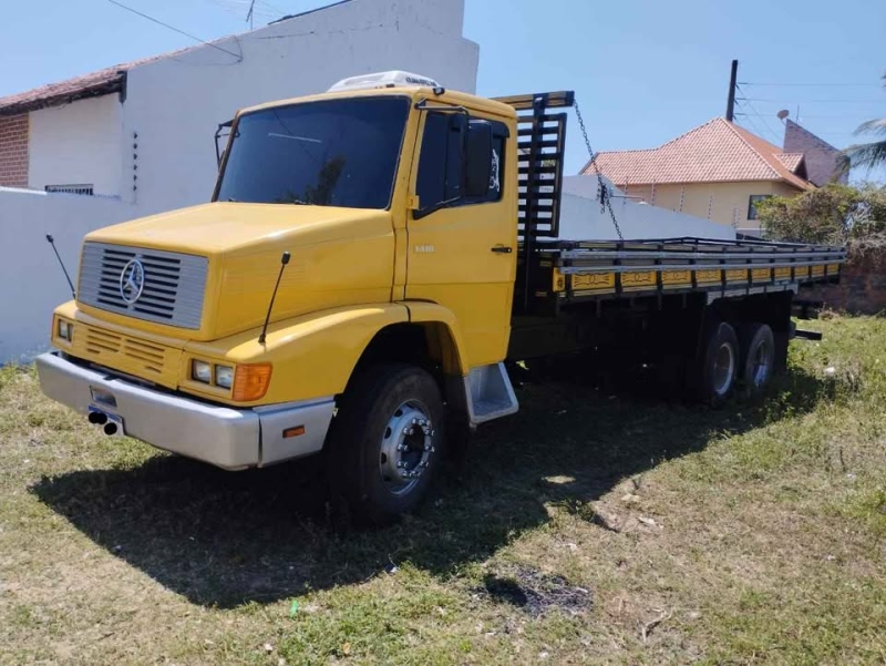 MERCEDES-BENZ L-1418 3-Eixos 2p (diesel)