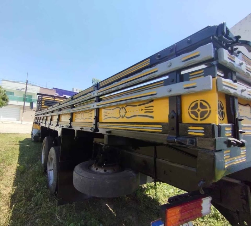 MERCEDES-BENZ L-1418 3-Eixos 2p (diesel)