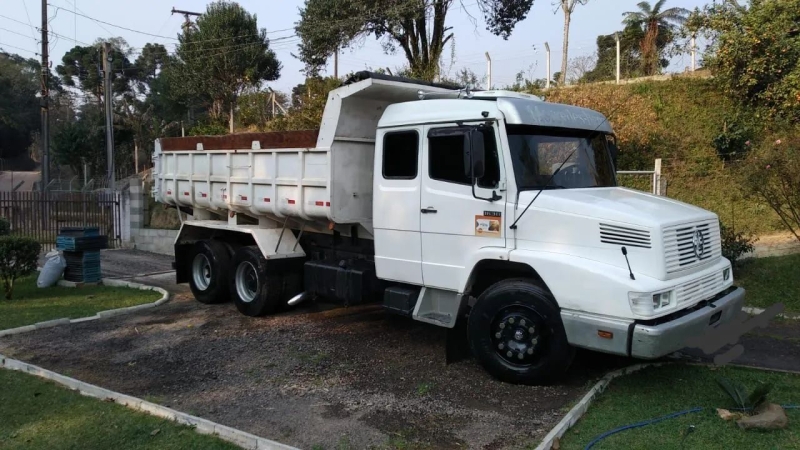 MERCEDES-BENZ LS-1630 3-Eixos 2p (diesel)