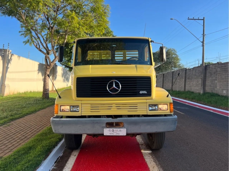 MERCEDES-BENZ L-2314 3-Eixos 2p (diesel)