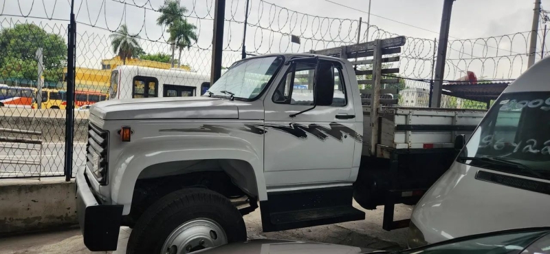 CHEVROLET 12000 2p (diesel)