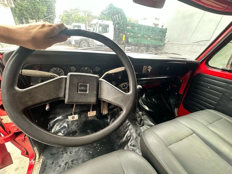 Ford F-1000 Super Diesel / Super Diesel Turbo