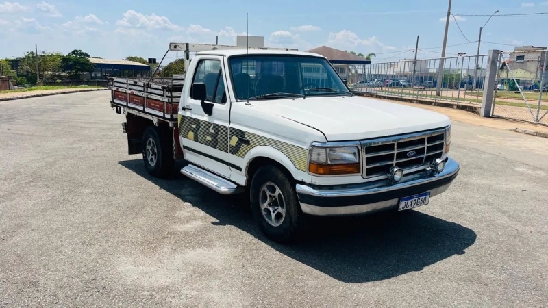 Ford F-1000 XLT 2.5 HSD Diesel TB