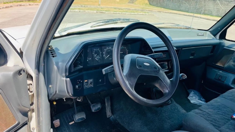 Ford F-1000 XLT 2.5 HSD Diesel TB