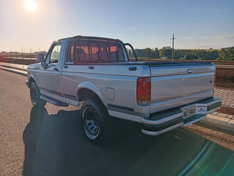 Ford F-1000 Super/S.Serie 4x4 3.9 Turbo Diesel